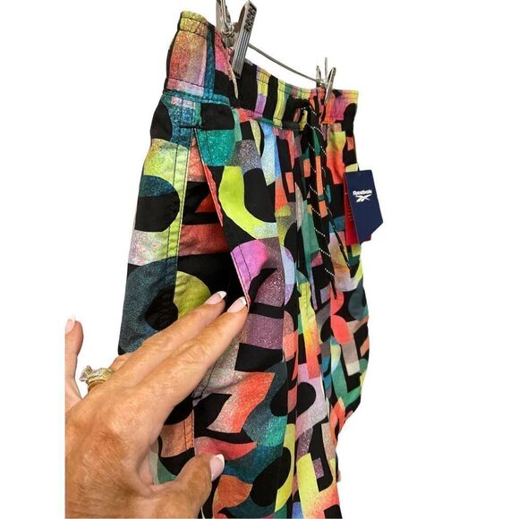 Reebok NWT Men’s Swim Shorts Size XL - Picture 4 of 8